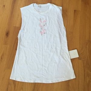 New Lululemon muscle hustle tee